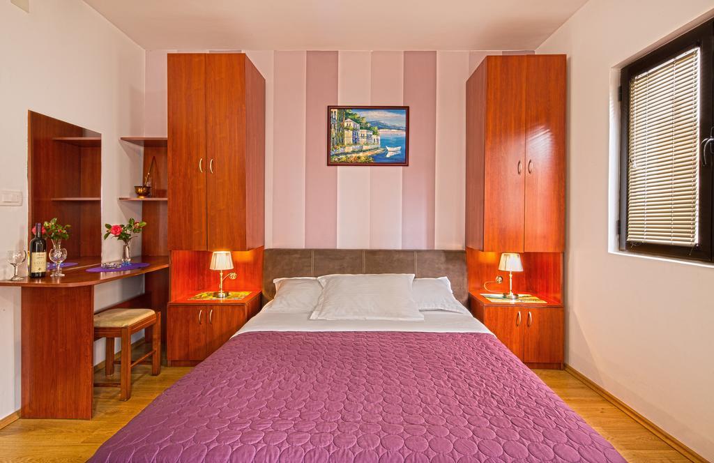 Guest House Harmonia Budva Exteriör bild