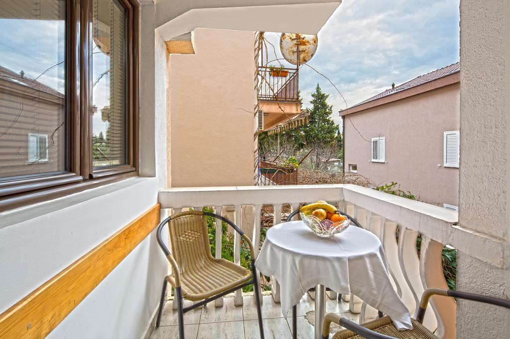 Guest House Harmonia Budva Exteriör bild