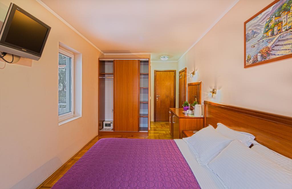 Guest House Harmonia Budva Exteriör bild