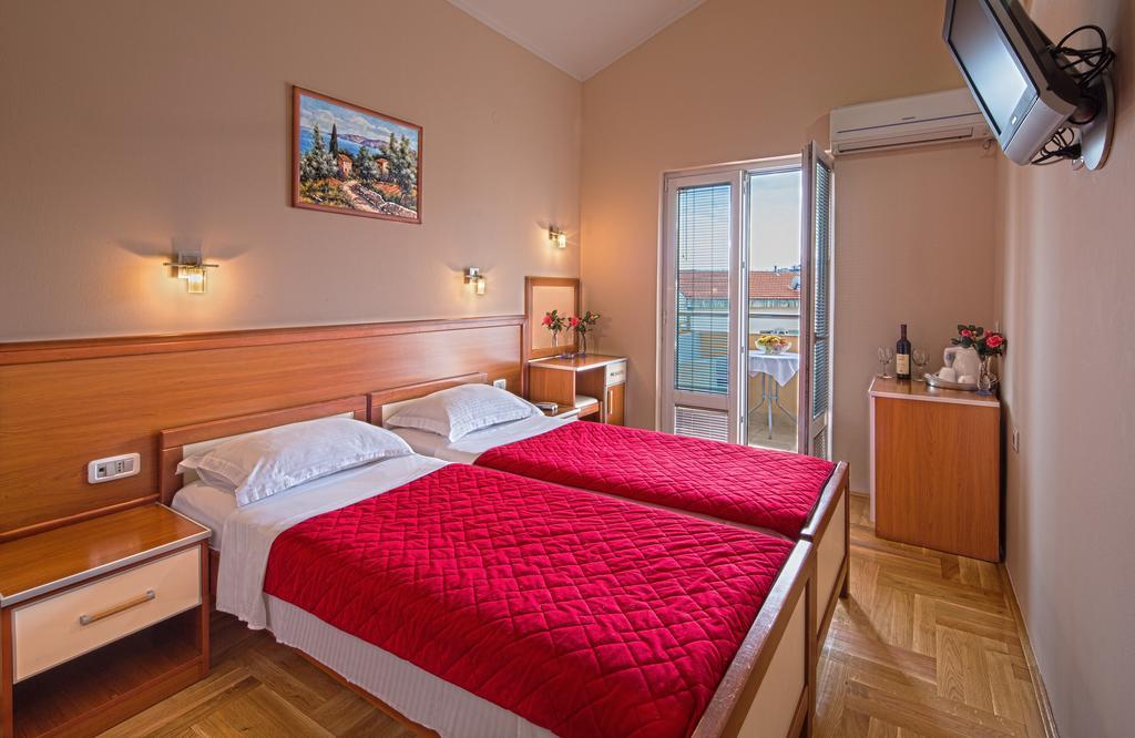 Guest House Harmonia Budva Exteriör bild